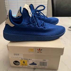 Blue adidas tennis shoes. Pharrell Williams edition. Size 6 grade school